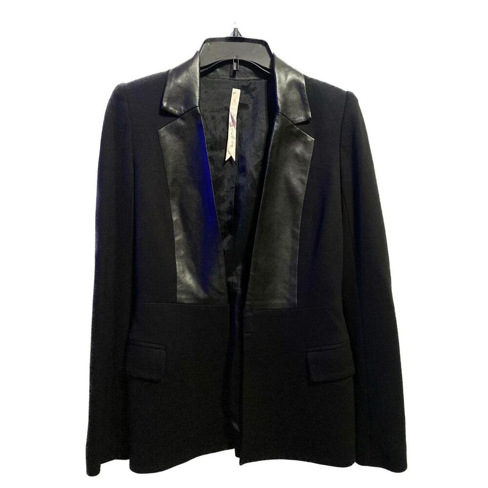 Bailey 44 Faux Leather Black Blazer size small - Picture 4 of 6